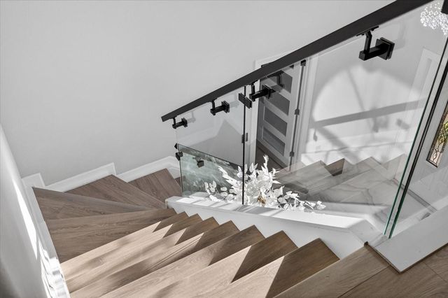 811 SANDCASTLE CIRCLE, Brandon, FL 33511