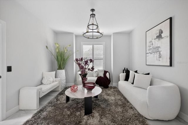 811 SANDCASTLE CIRCLE, Brandon, FL 33511