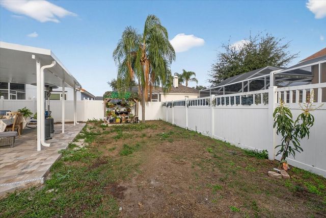 811 SANDCASTLE CIRCLE, Brandon, FL 33511