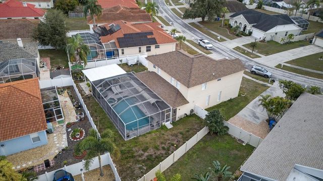 811 SANDCASTLE CIRCLE, Brandon, FL 33511