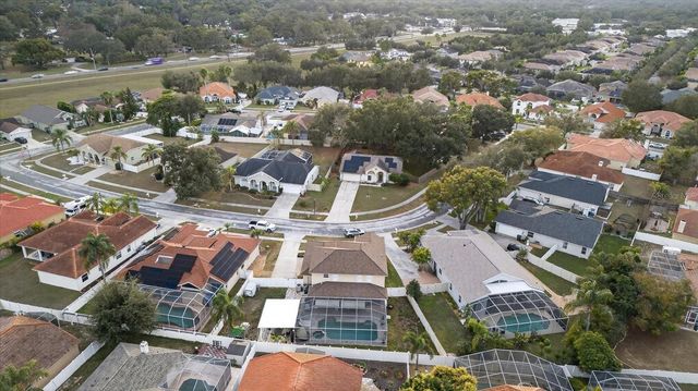 811 SANDCASTLE CIRCLE, Brandon, FL 33511