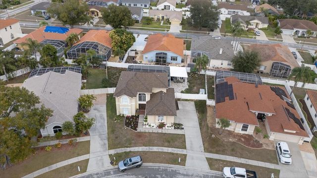 811 SANDCASTLE CIRCLE, Brandon, FL 33511