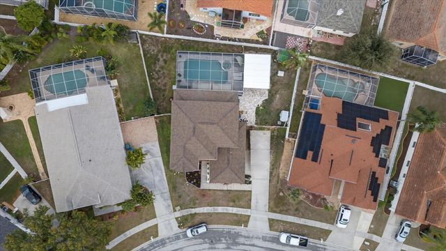 811 SANDCASTLE CIRCLE, Brandon, FL 33511