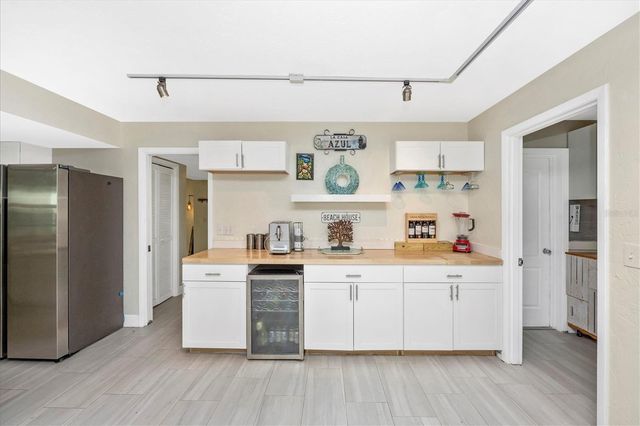 2920 CAPTIVA DRIVE, Sarasota, FL 34231