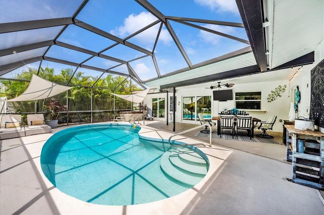 2920 CAPTIVA DRIVE, Sarasota, FL 34231