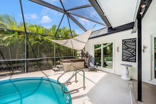 2920 CAPTIVA DRIVE, Sarasota, FL 34231