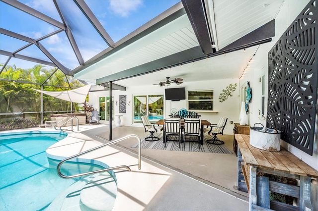 2920 CAPTIVA DRIVE, Sarasota, FL 34231