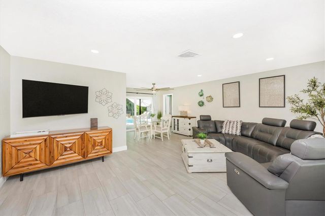 2920 CAPTIVA DRIVE, Sarasota, FL 34231