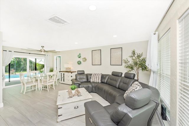 2920 CAPTIVA DRIVE, Sarasota, FL 34231