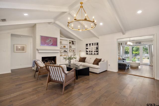 1100 E Amherst, Tyler, TX 75701