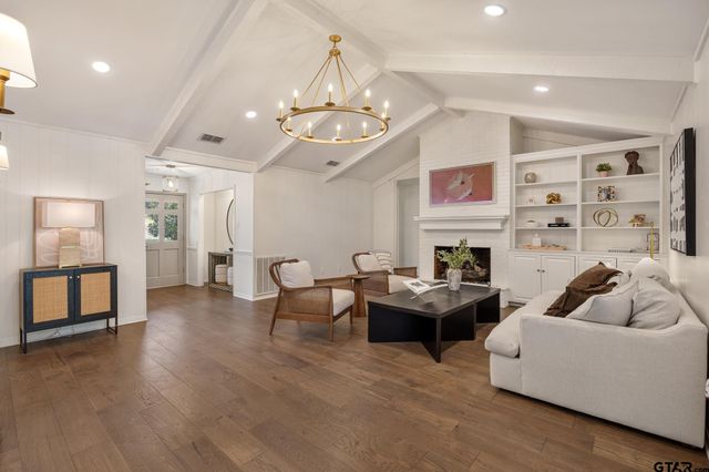 1100 E Amherst, Tyler, TX 75701