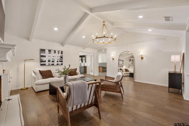 1100 E Amherst, Tyler, TX 75701