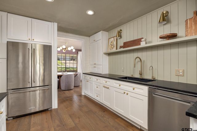 1100 E Amherst, Tyler, TX 75701