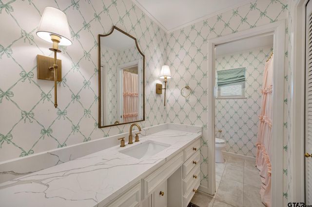 1100 E Amherst, Tyler, TX 75701