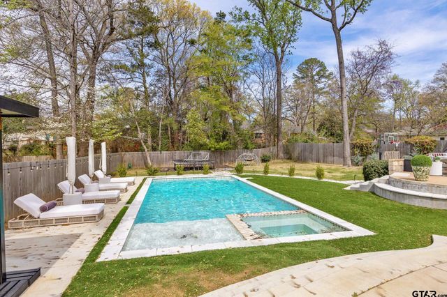 1100 E Amherst, Tyler, TX 75701