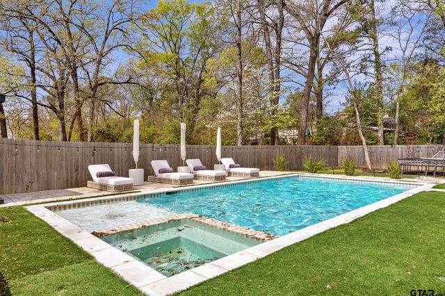 1100 E Amherst, Tyler, TX 75701