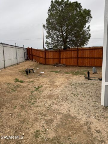 3300 W 15th Street 133 133, Rosamond, CA 93560