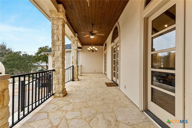 372 Shady Hollow, New Braunfels, TX 78132