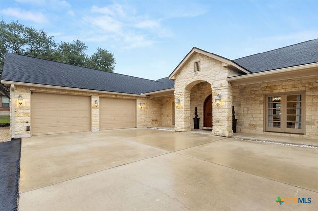 372 Shady Hollow, New Braunfels, TX 78132