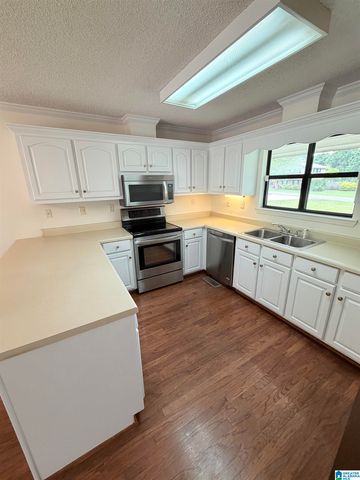 102 CRESTVIEW DRIVE, Clanton, AL 35045