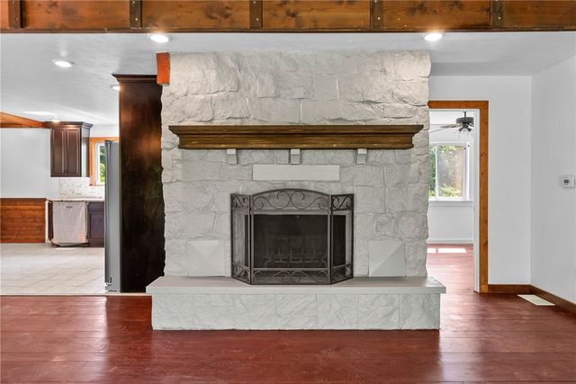 267 Center Dr, Brighton Twp, PA 15009