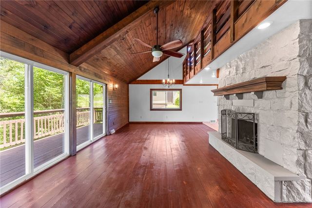 267 Center Dr, Brighton Twp, PA 15009