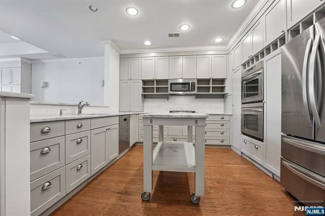 104 Quarry Drive, Woodland Park, NJ 07424