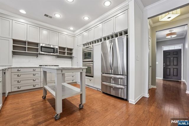 104 Quarry Drive, Woodland Park, NJ 07424