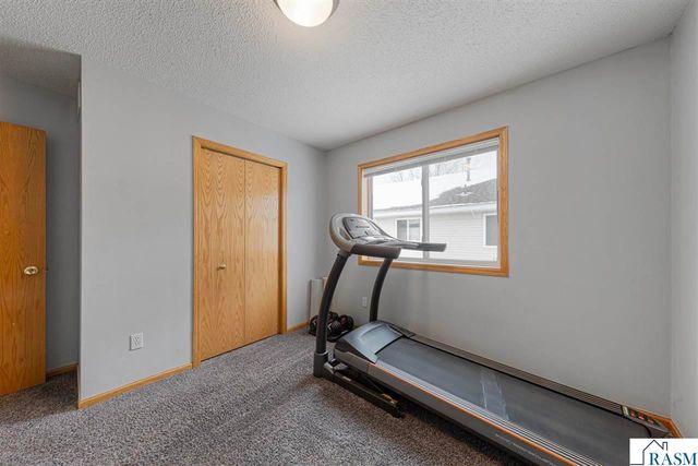 329 Tanager Path, Mankato, MN 56001