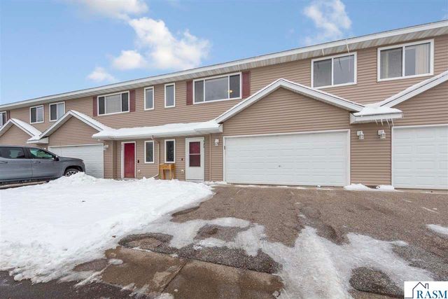 329 Tanager Path, Mankato, MN 56001