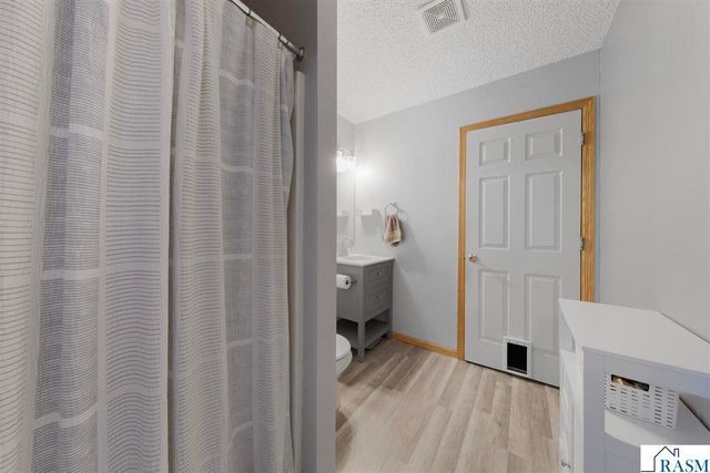 329 Tanager Path, Mankato, MN 56001