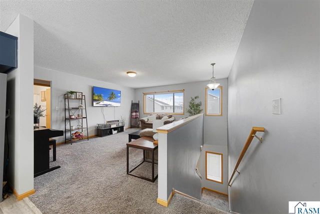 329 Tanager Path, Mankato, MN 56001