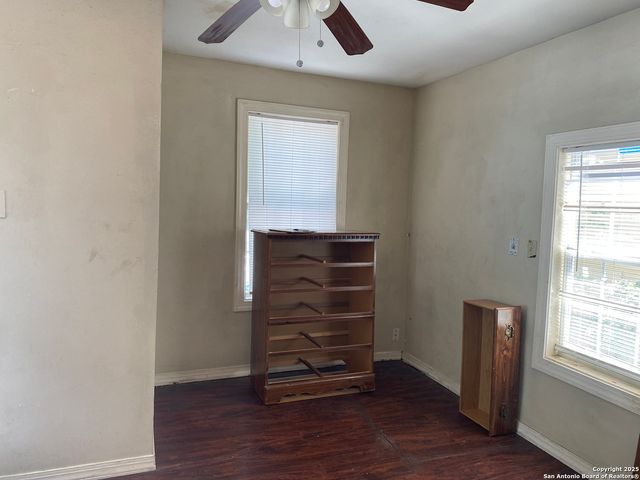 1538 Brighton, San Antonio, TX 78211