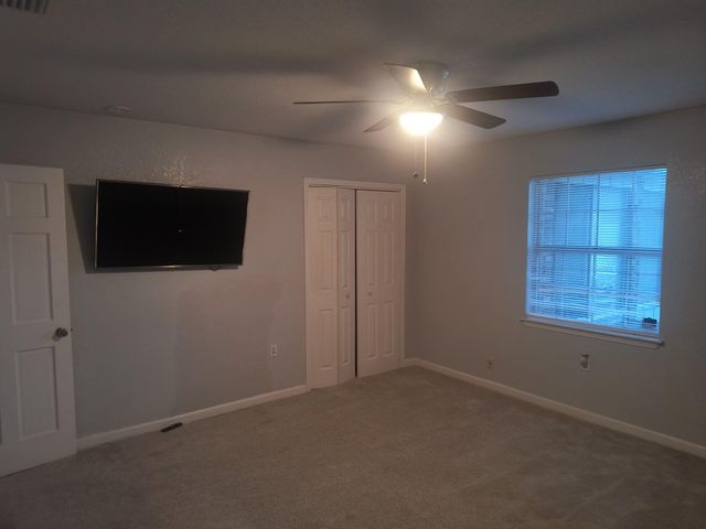 333 Shannon Ct Nw Court, Fort Walton Beach, FL 32548