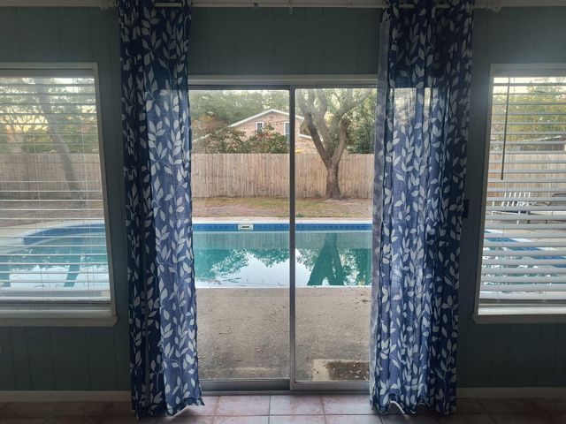 333 Shannon Ct Nw Court, Fort Walton Beach, FL 32548