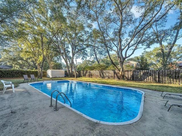 333 Shannon Ct Nw Court, Fort Walton Beach, FL 32548