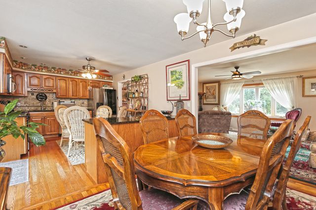 30 Lakeview Drive, Milford, CT 06460
