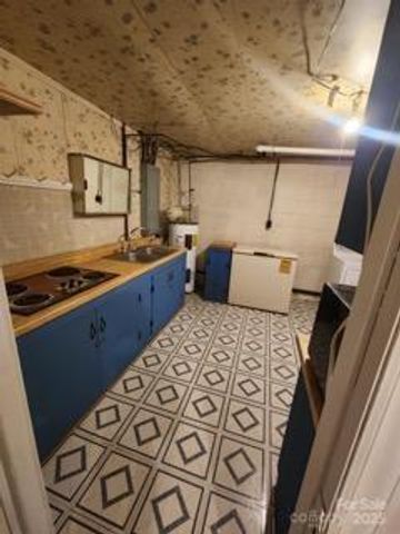 866 Oak Street, Troy, NC 27371