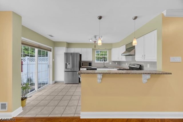 2002 S Branch Dr, Readington Twp., NJ 08889