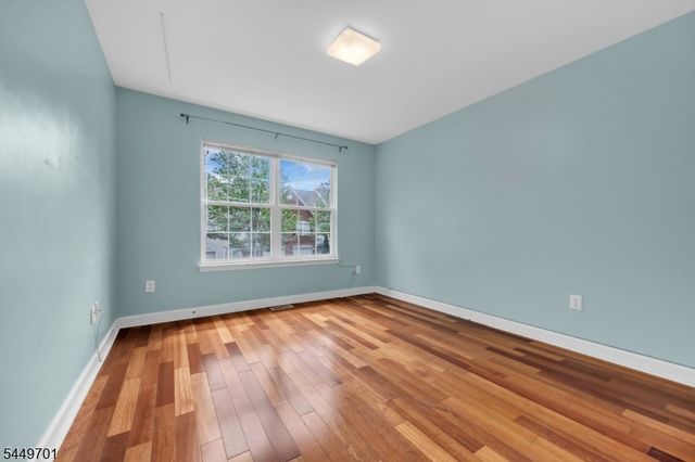 2002 S Branch Dr, Readington Twp., NJ 08889