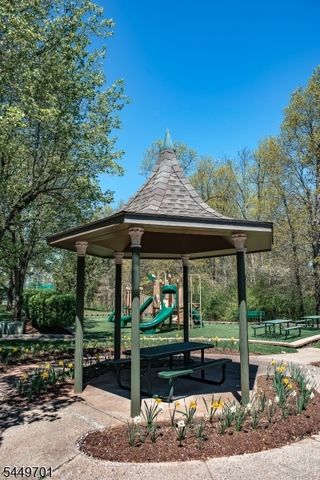 2002 S Branch Dr, Readington Twp., NJ 08889
