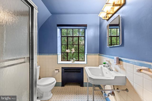 30 GUERNSEY RD, Swarthmore, PA 19081