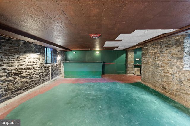 30 GUERNSEY RD, Swarthmore, PA 19081