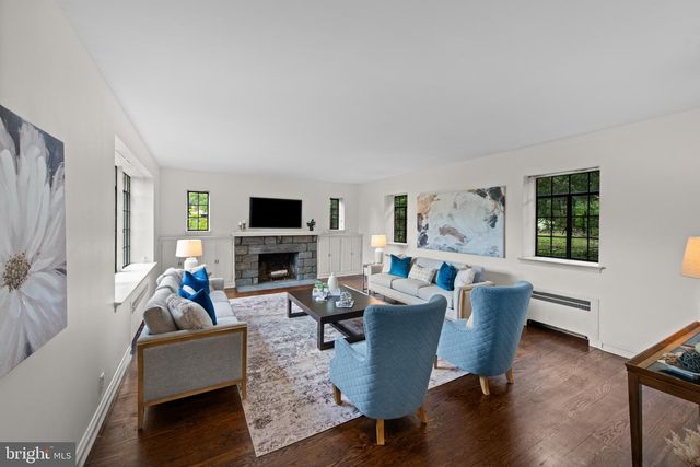 30 GUERNSEY RD, Swarthmore, PA 19081