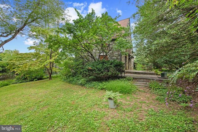 30 GUERNSEY RD, Swarthmore, PA 19081