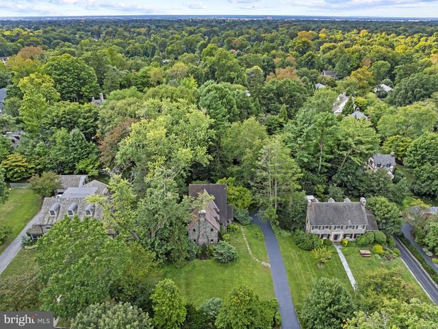 30 GUERNSEY RD, Swarthmore, PA 19081