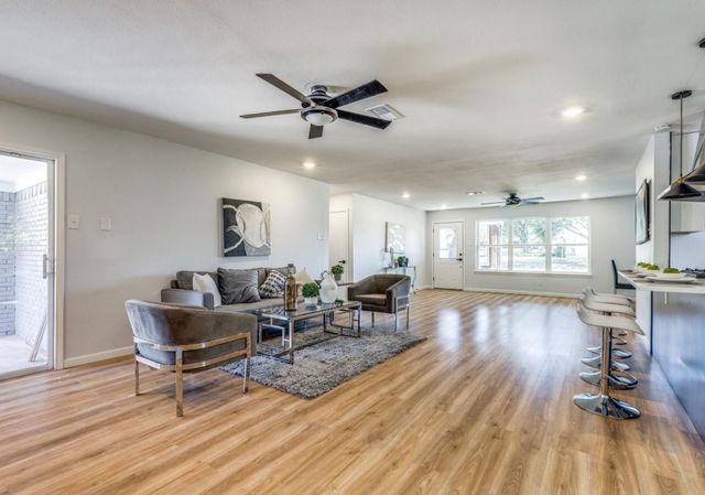 8011 Woodhue Road, Dallas, TX 75228