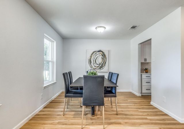 8011 Woodhue Road, Dallas, TX 75228