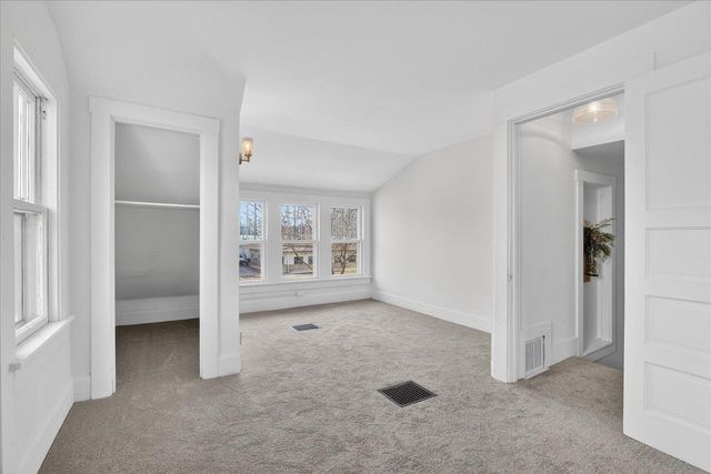 708 W Grand Avenue, Beloit, WI 53511