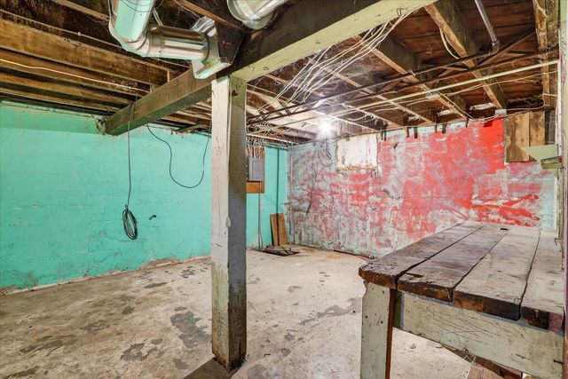 708 W Grand Avenue, Beloit, WI 53511